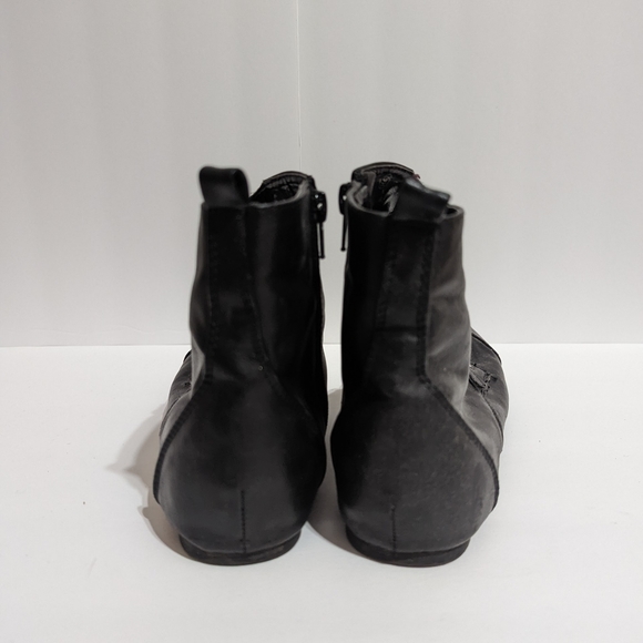Modcloth Light Painting Boots - Picture 4 of 6
